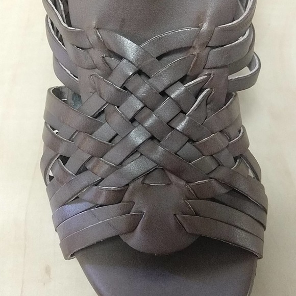 Naughty Monkey Dually Noted Leather Sandals - Picture 10 of 16